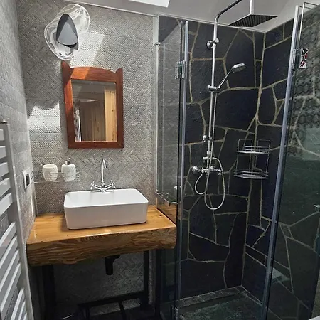 בית הארחה Gosciniec Karpacka Dusza 3*